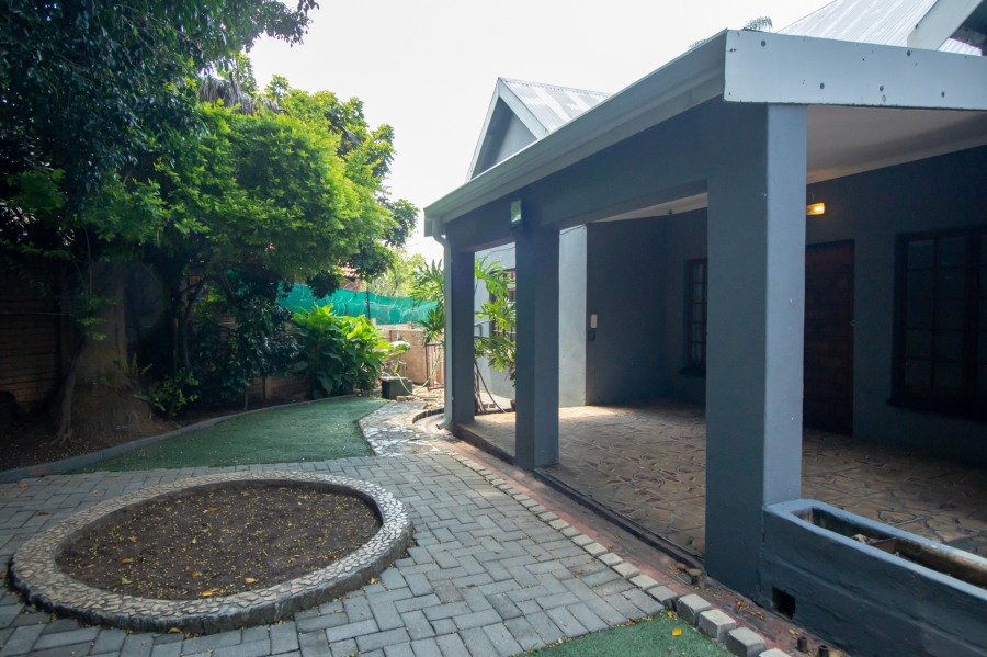 3 Bedroom Property for Sale in Geelhoutpark North West